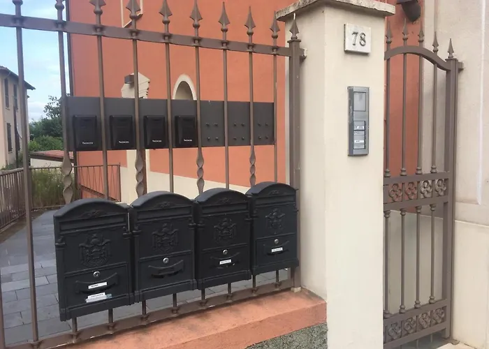 Casa Costa Outlet 2 Daire Serravalle Scrivia